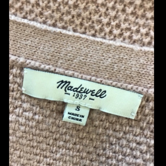 Meet your Posher, Jennifer - Picture 2 of 8